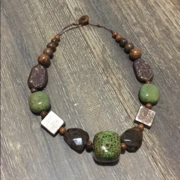 🛍HOST PICK🛍Chunky Stone Necklace - Picture 4 of 5